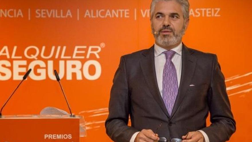 Agustín Bravo será, finalmente, el pregonero de la fiesta.