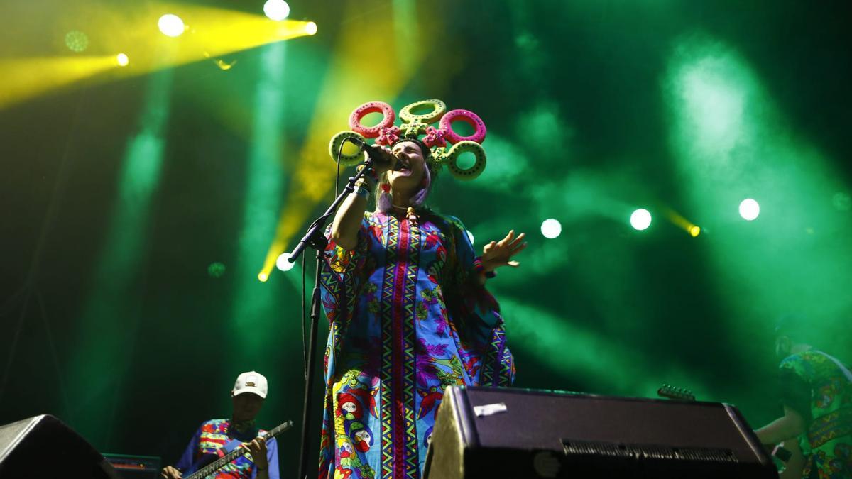 Aterciopelados en el Vive Latino de Zaragoza