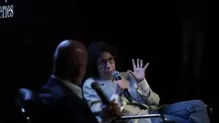 Fran Lebowitz critica los tiempos digitales y mira al pasado en su charla en A Coruña: “La primera victoria de Trump fue peor que el 11-S”