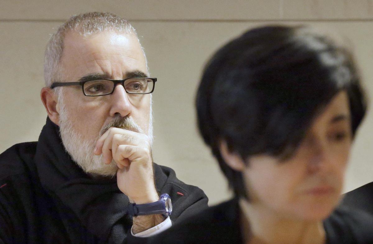 Alfonso Basterra y Rosario Porto, durante el juicio en 2015 por el asesinato de su hija de 12 años, Asunta. Lavandeira Jr.