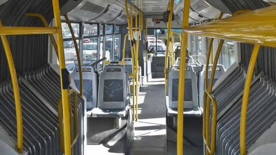 Las principales líneas del autobús urbano de Cáceres pierden más de un tercio de sus viajeros