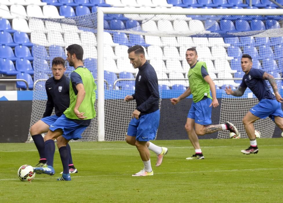 Entrenamiento de la Selección Galega en Riazor