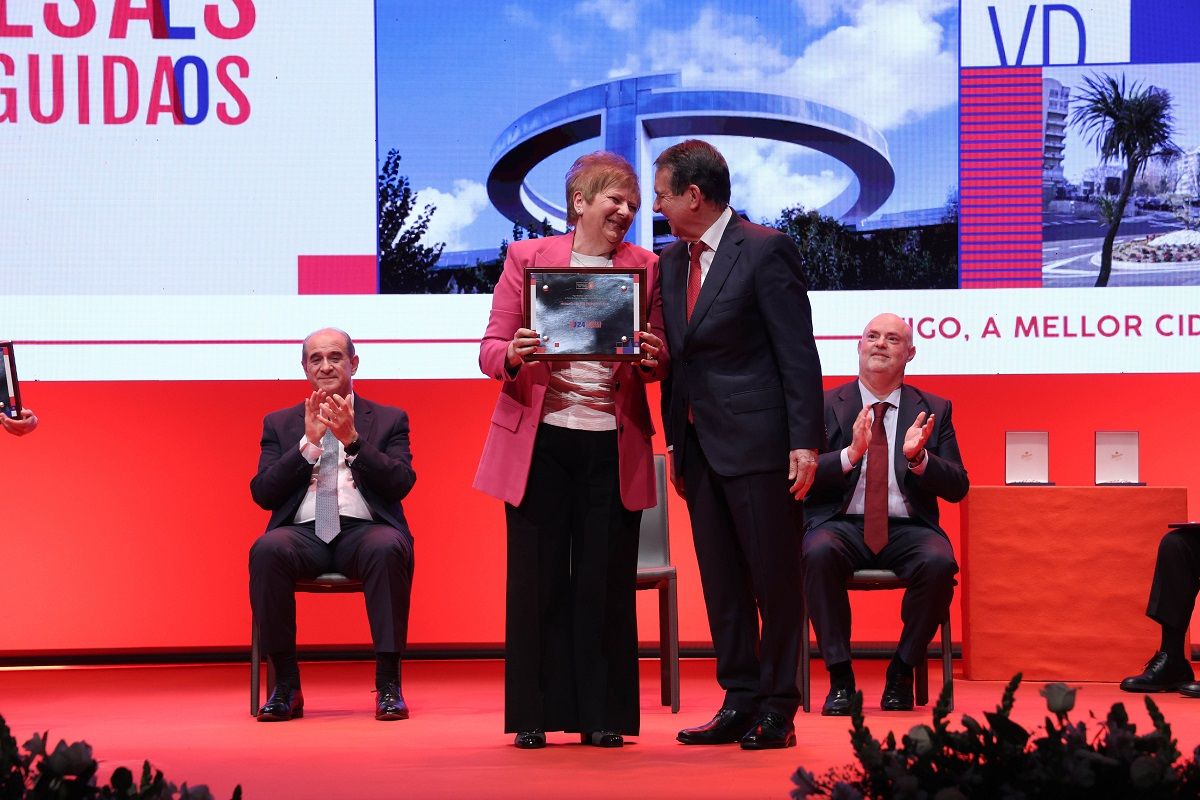 Vigueses Distinguidos y Medallas de Oro de la ciudad, en imágenes