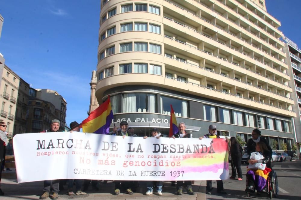 Como cada año, una marcha desde Málaga capital recuerda la salida de miles de personas hacia Almería en 1937, con motivo de la Guerra Civil