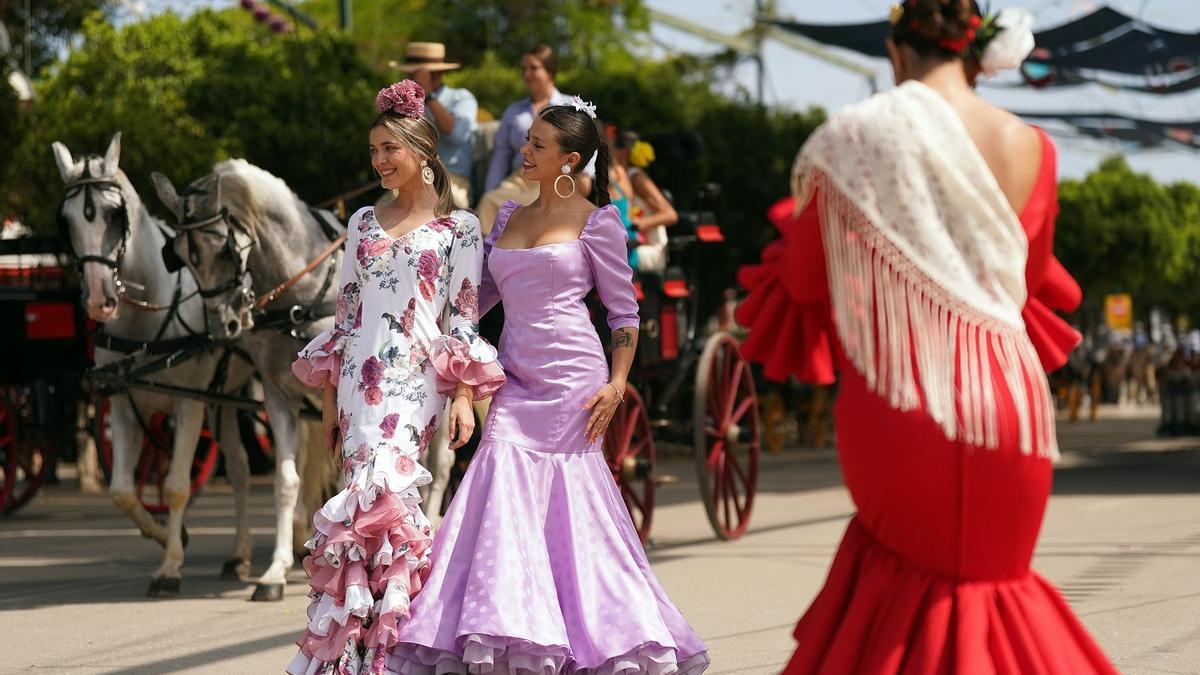 iles de personas han disfrutado de la Feria de Málaga en el Cortijo de Torres de la capital.