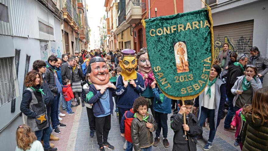 El pequeño Sant Sebastià juega en sa Riera