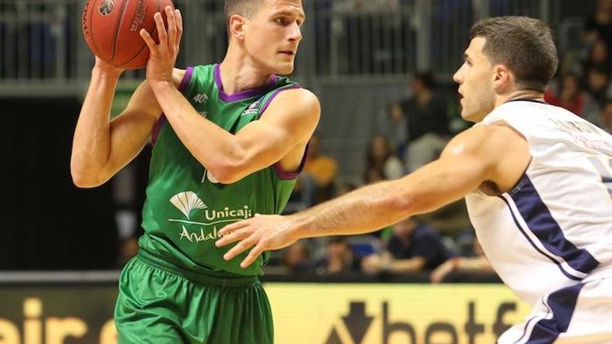 Nedovic acaparó las miradas en su vuelta a las canchas tras dos meses en el dique seco.