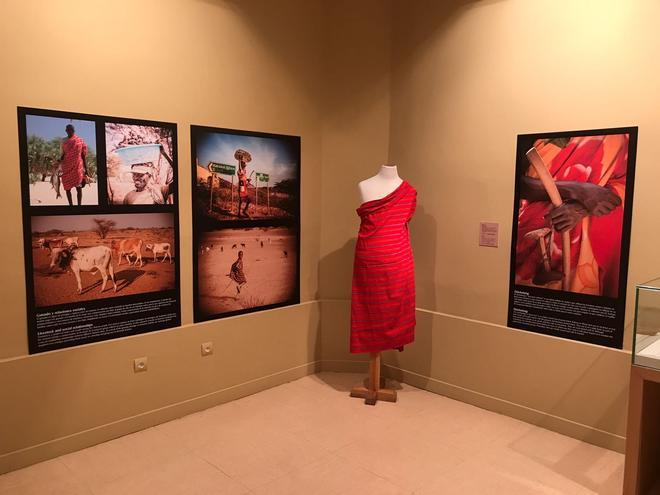 Trajes exposición Turkana en el Museo de Antropología