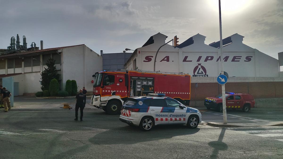 Incendi a la fàbrica Lipmes de Manresa