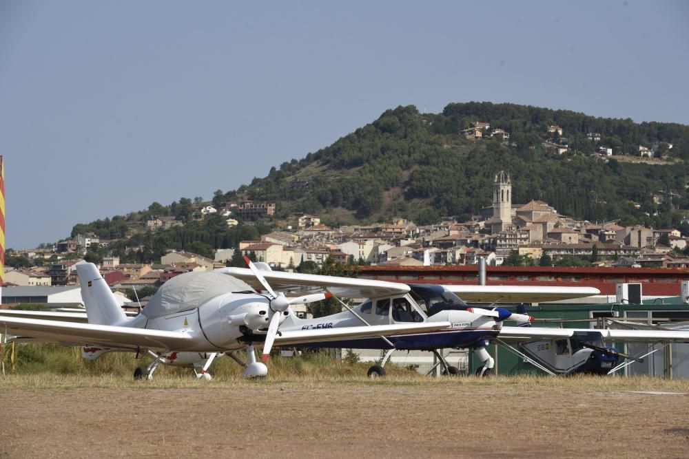 El camp de vol El Prat de Moià estrena una nova pista asfaltada