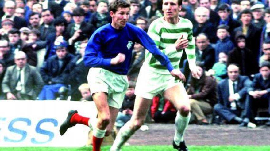 Ferguson corre junto a Billy McNeill, durante la final de 1969.