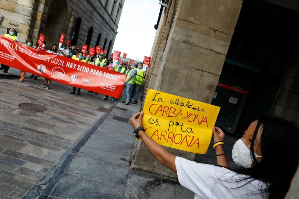 Movilización contra las peatonalización en Gijón