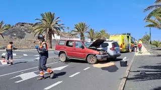 Colisión frontal en Lanzarote: hay hasta cinco heridos