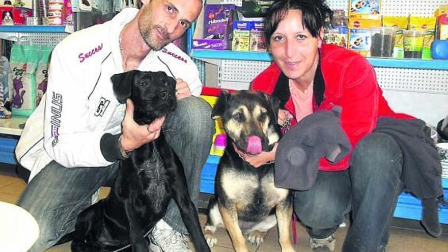 Los sospechosos fueron a O Salnés con dos perros.