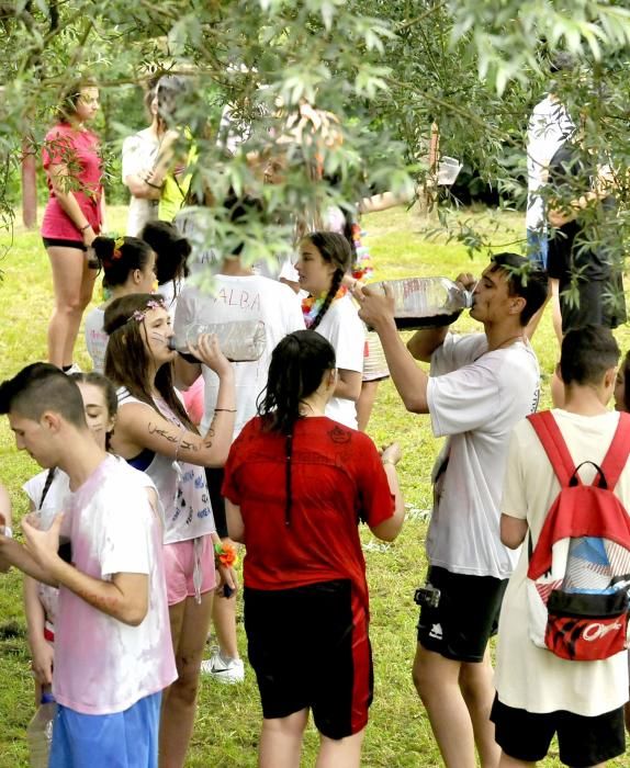 Los participantes en la jira festiva de Sotrondio.