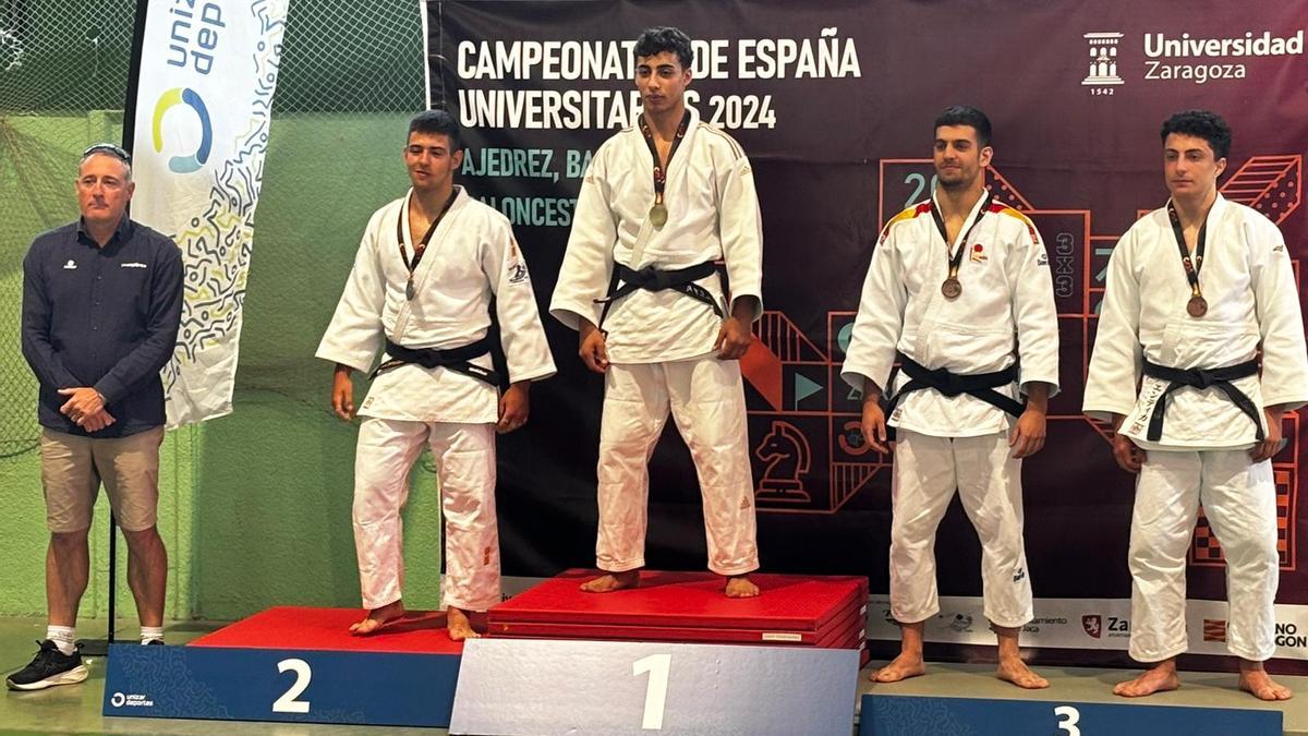 El judoka Ahmed Mssahal, al primer lloc del podi del Campionat d'Espanya Universitari