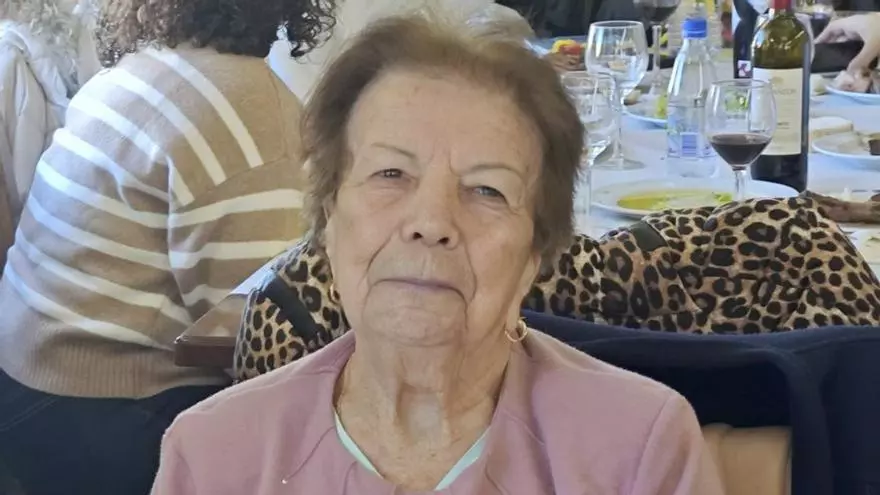 Margarita Calvo, la "abuela de Aliste", celebra en familia sus 102 años