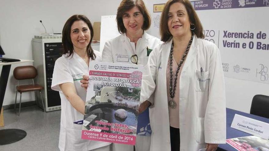 Luisa López, Amelia Lamelas y Carmen Penín, coordinadora. // I.O.