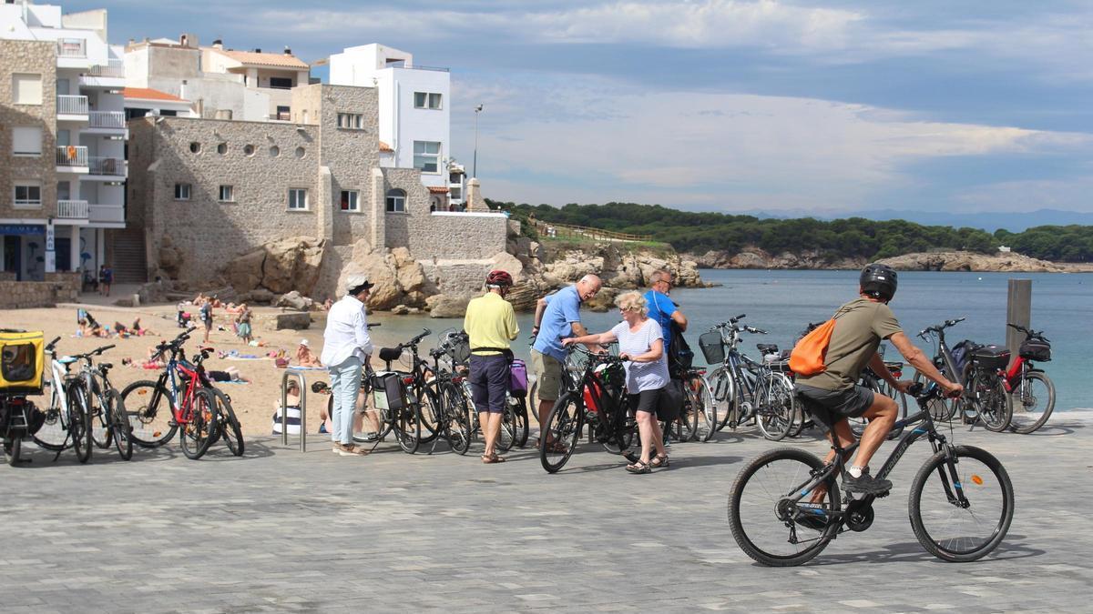 La platja de les Barques de l'Escala
