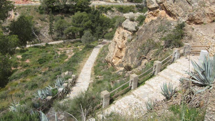 Estado de la escalinata de La Mola tras las obras