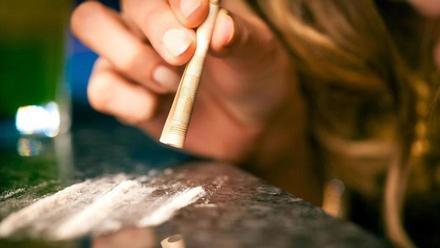 El folleto municipal que explica cómo esnifar cocaína
