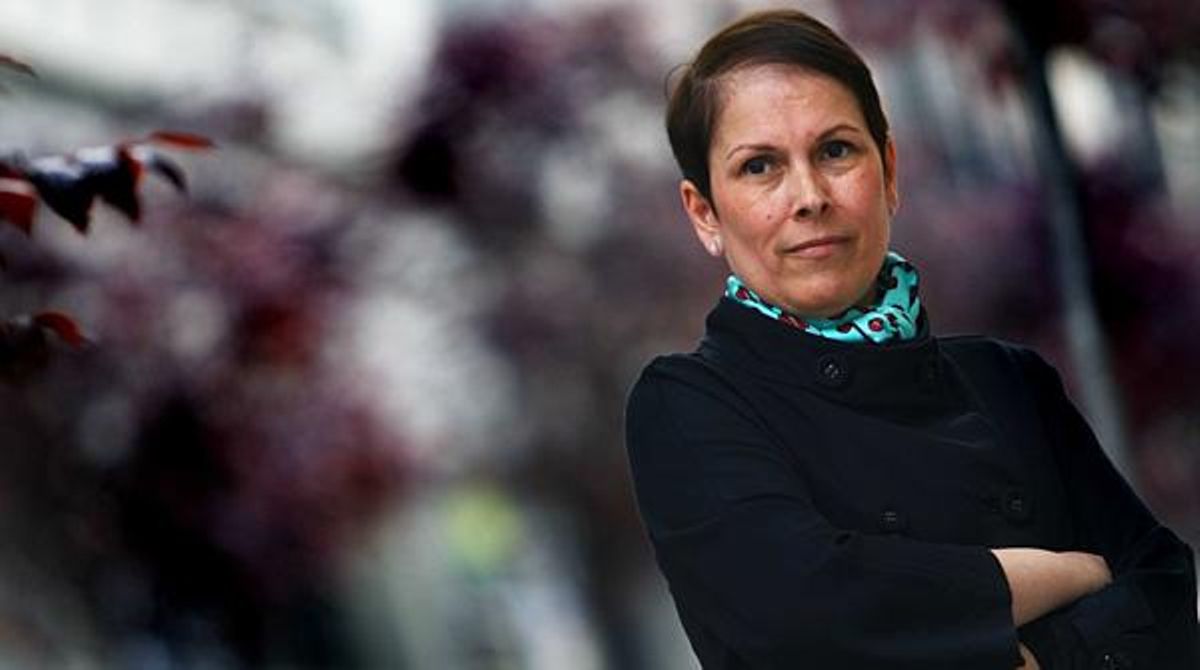 Entrevista a Uxue Barkos que ha escrit a ’Contra viento y marea’ la seva experiència en la lluita contra un tumor de pit.