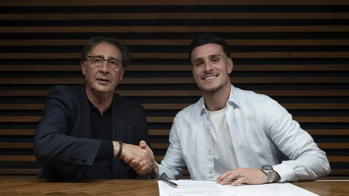 Renovación en el Málaga CF: Murillo amplía contrato hasta 2029