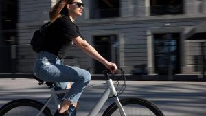 Día Mundial Sin Coches: ¿Cómo elegir la mejor bicicleta eléctrica para ser más sostenible?