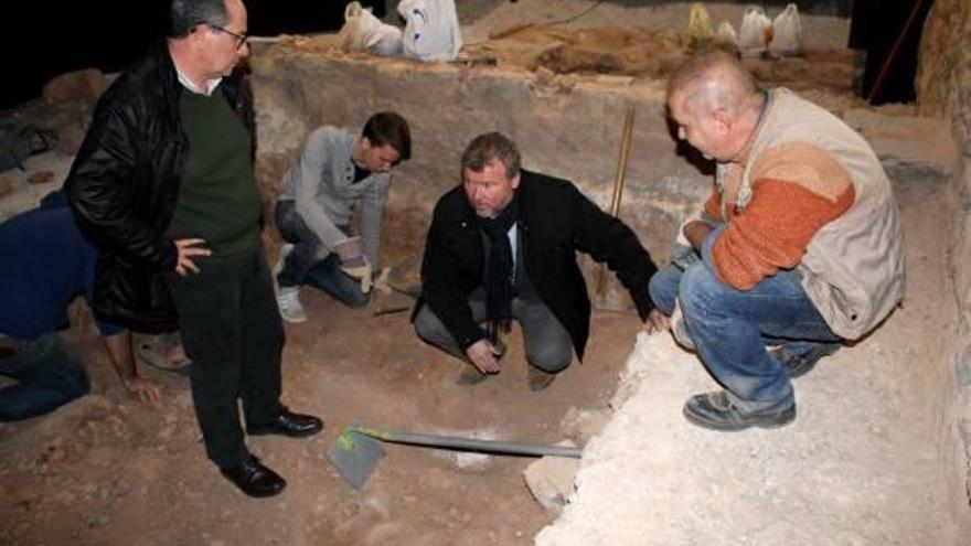 Excavación en la Via del Pòrtic.