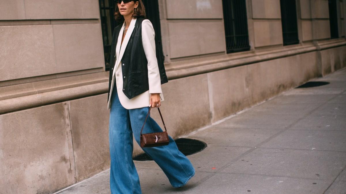 Este es el pantalón de Mango que estiliza la figura y favorece a las mujeres mayores de 40