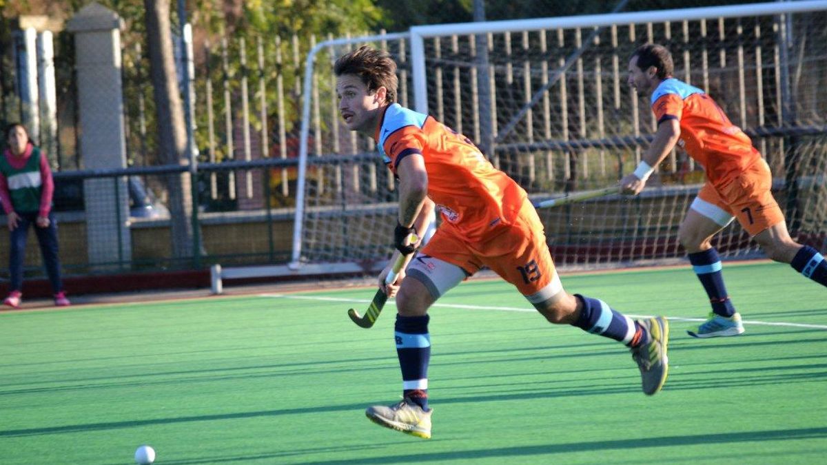 El Benalmádena DHB será el equipo a batir en esta IV Supercopa de Andalucía de hockey hierba