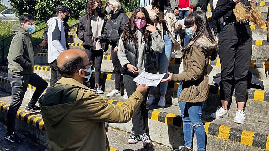 El IES Cangas del Narcea publica los proyectos de investigación de siete de sus alumnos