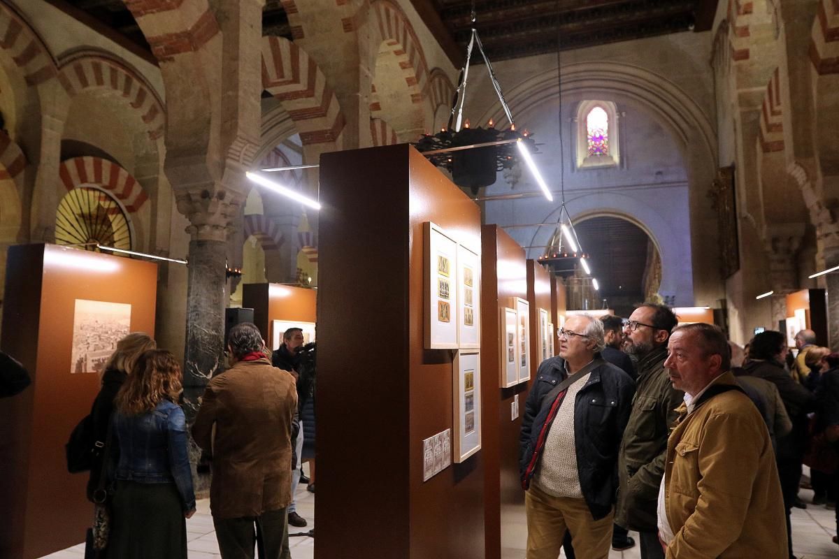 La Mezquita-Catedral exhibe 60 fotos incunables de la historia del monumento