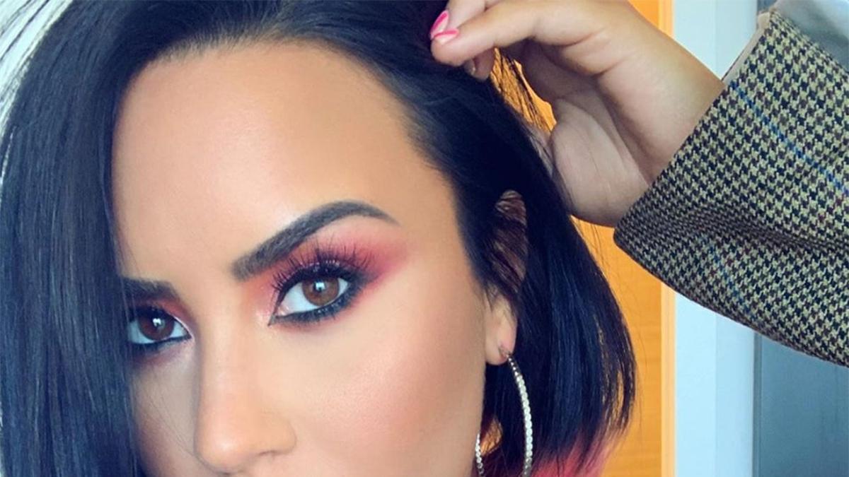 Demi Lovato Kardashian y el posado con el bañador 'transparentoso' de la discordia