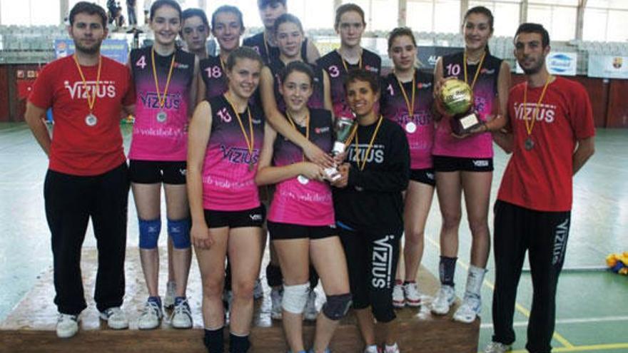 CV Mediterráneo masculino y Santo Domingo Petrer femenino, subcampeones de España infantiles