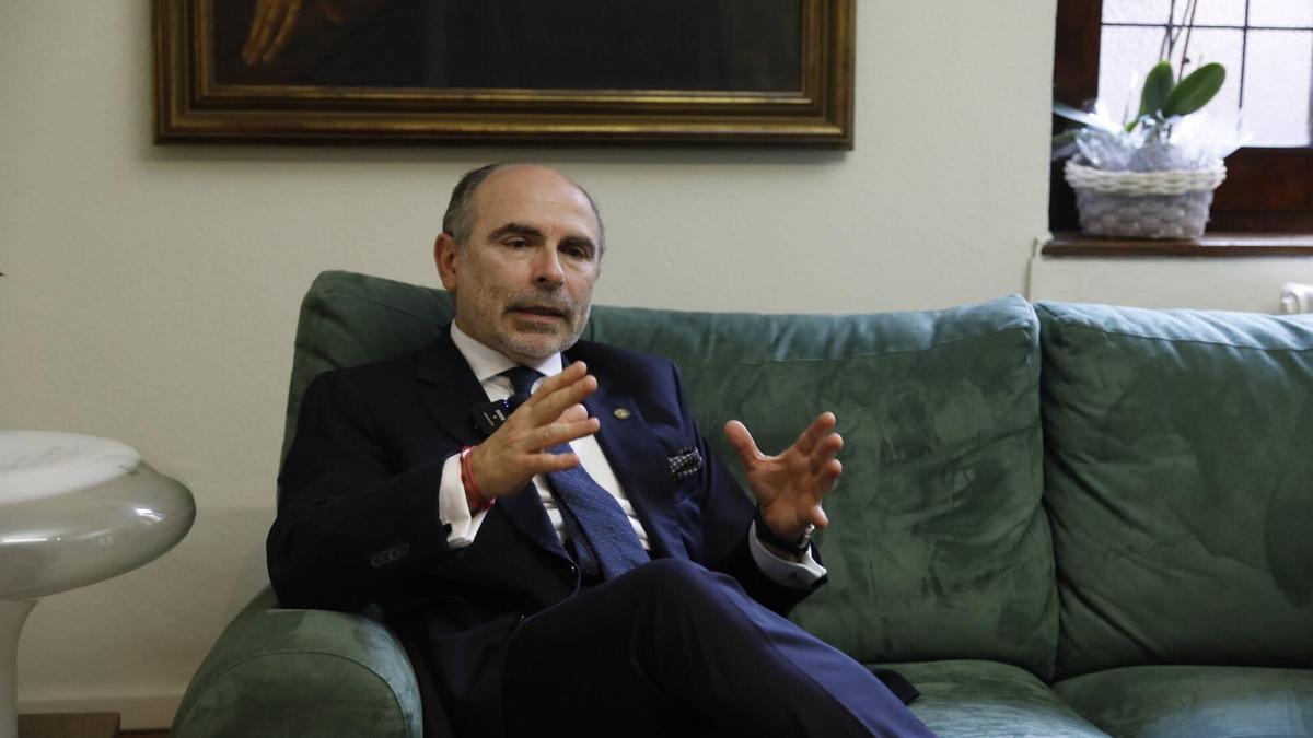 VÍDEO: Ignacio Villaverte, Rector de la Universidad de Oviedo: "Pedir más dinero lo voy a pedir, como lo piden otros sectores al Gobierno del Principado"