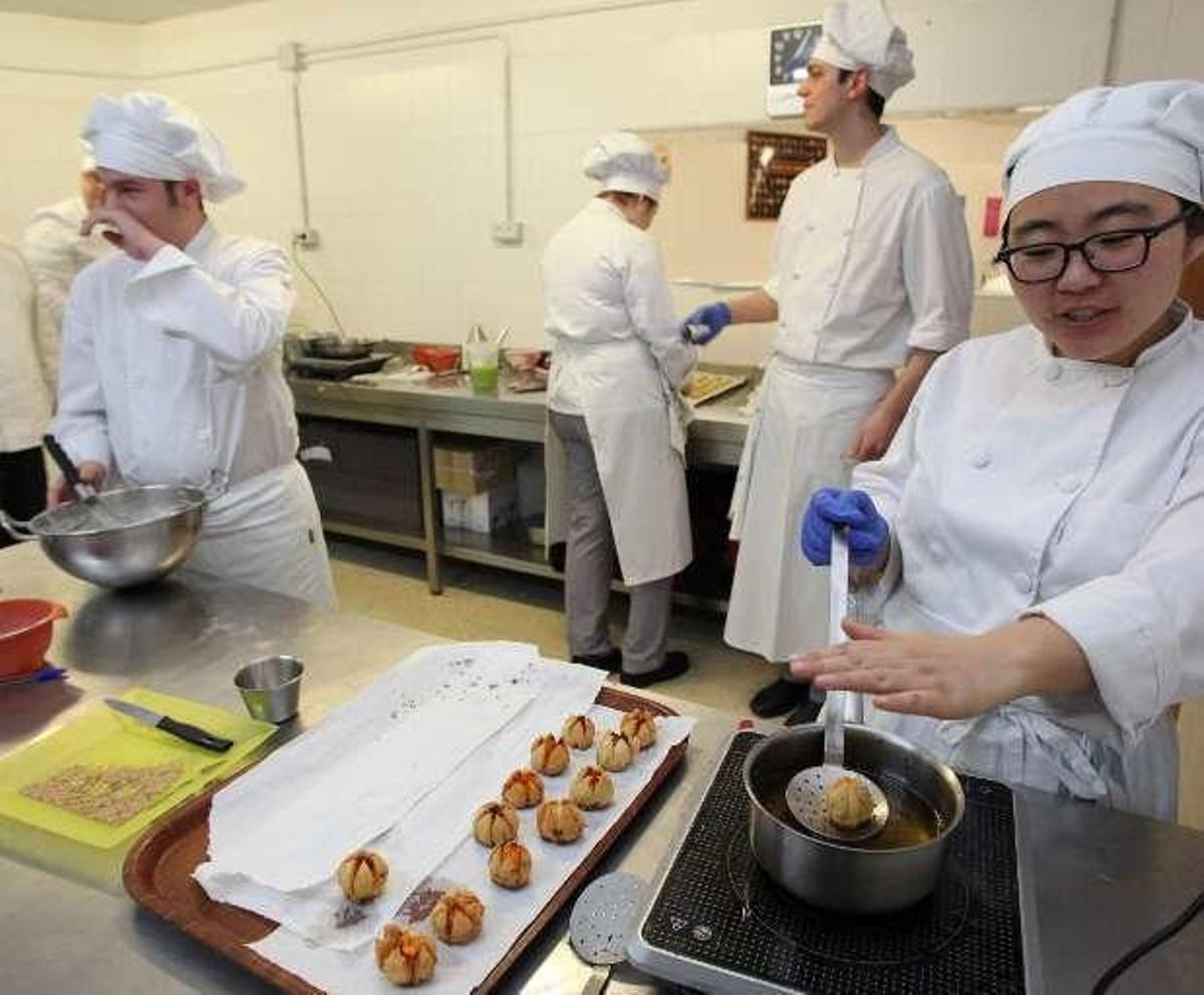 Una vuelta al mundo de plato en plato