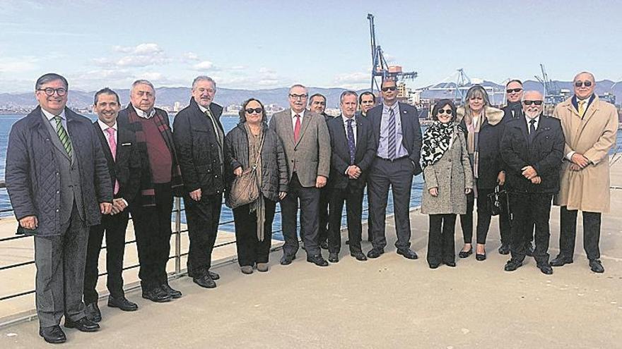 Portcastelló recibe la visita de quince cónsules