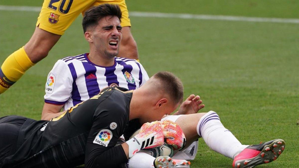 Mar André Ter Stegen ganó el man a mano con Kike Pérez