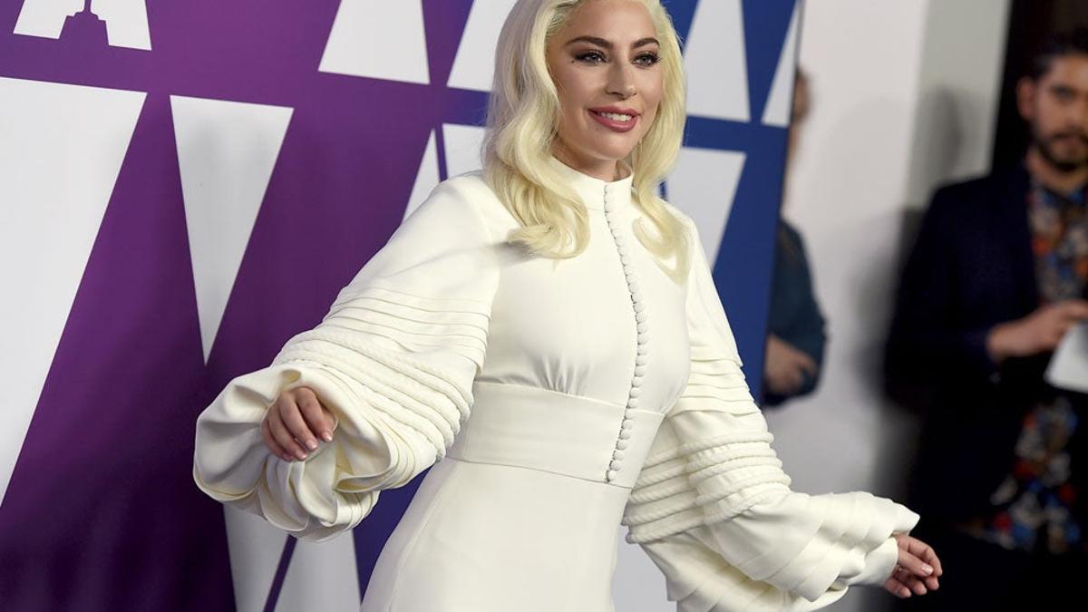 Lady Gaga inaugura una exposición con sus looks más famosos