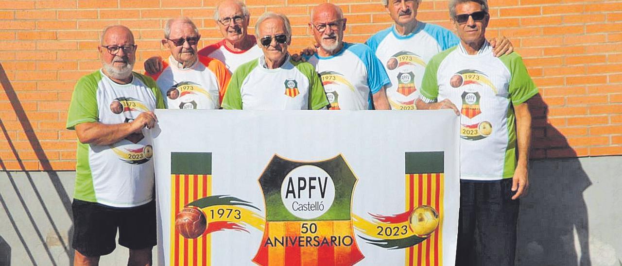 Vicente Varella está al frente de la junta directiva de la Asociación Provincial de Fútbol Veteranos de Castellón.