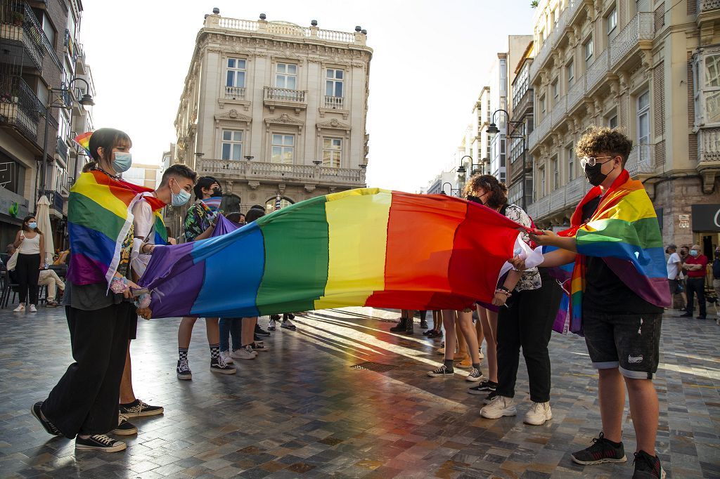 Marcha del colectivo LGTBI+ en Cartagena.