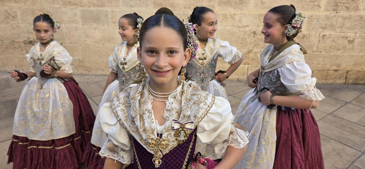 Los detalles del traje de la dansà de Marta Mercader Los detalles del traje de la dansà de Marta Mercader