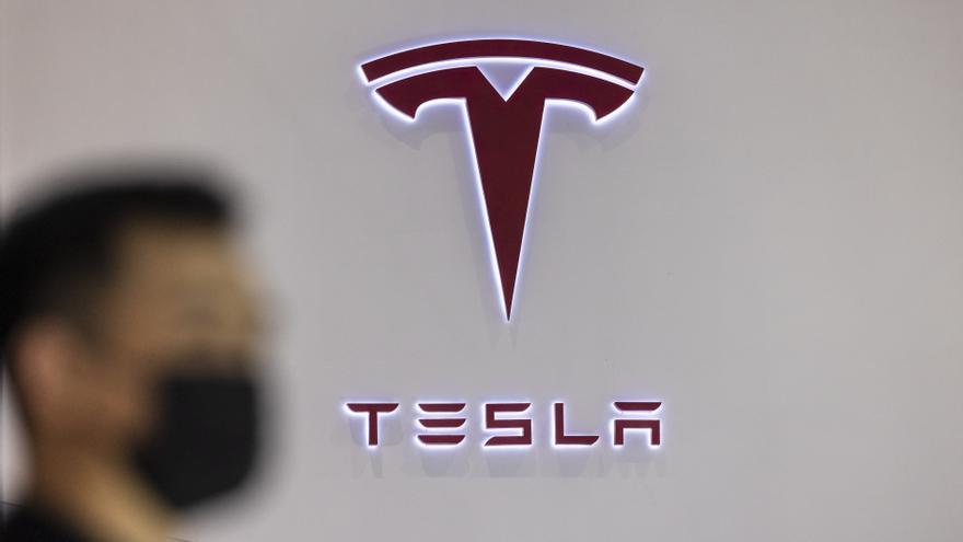 Tesla pierde un 16 % en la primera semana de Elon Musk al frente de Twitter.