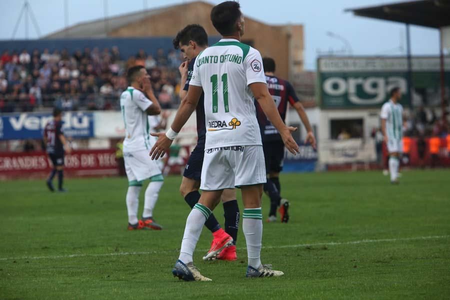 El Córdoba CF salva un punto ante el Yeclano