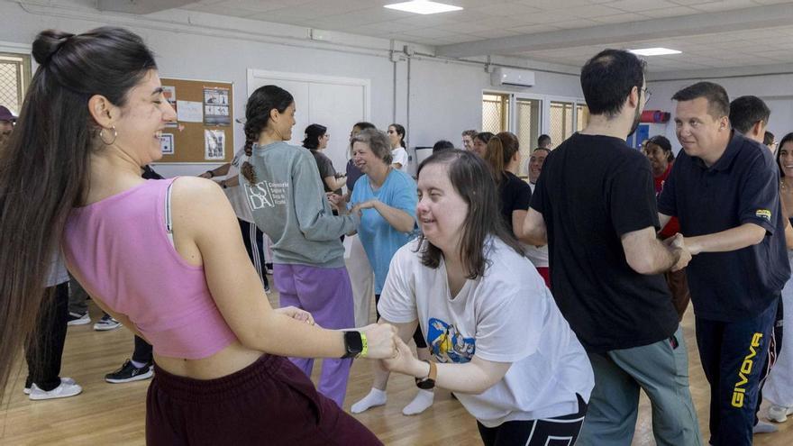 La lección magistral del conservatorio de danza de Alicante para bailar sin límites