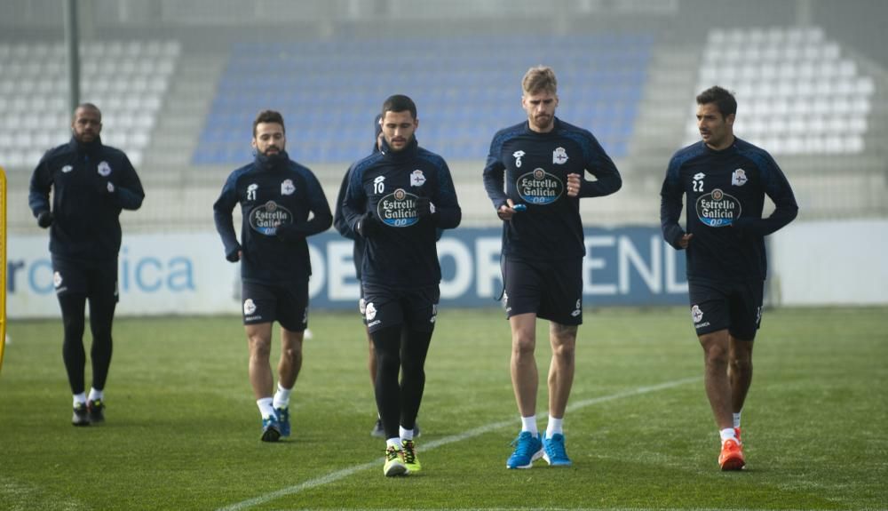 El Dépor trabaja tras el batacazo ante el Alavés