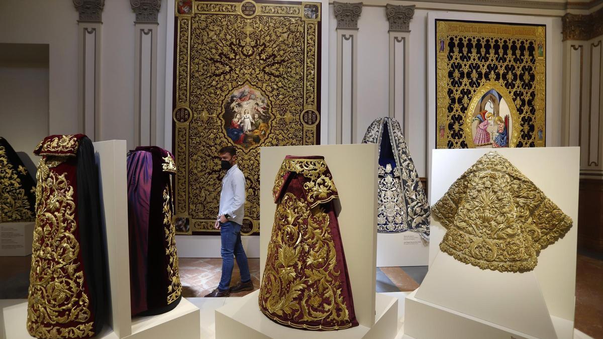 Exposición 'Cien años de esplendor' en el Palacio Episcopal