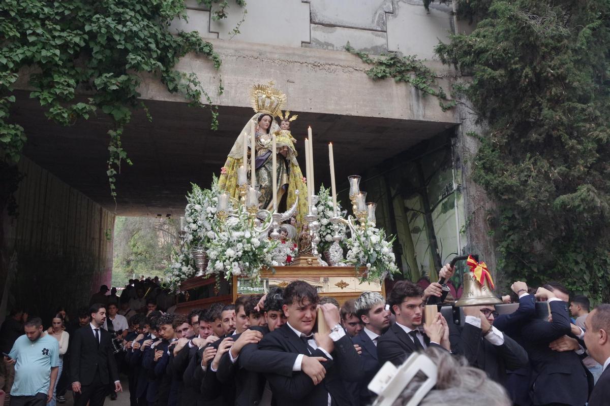 La Virgen de los Ángeles recorre las calles de Málaga