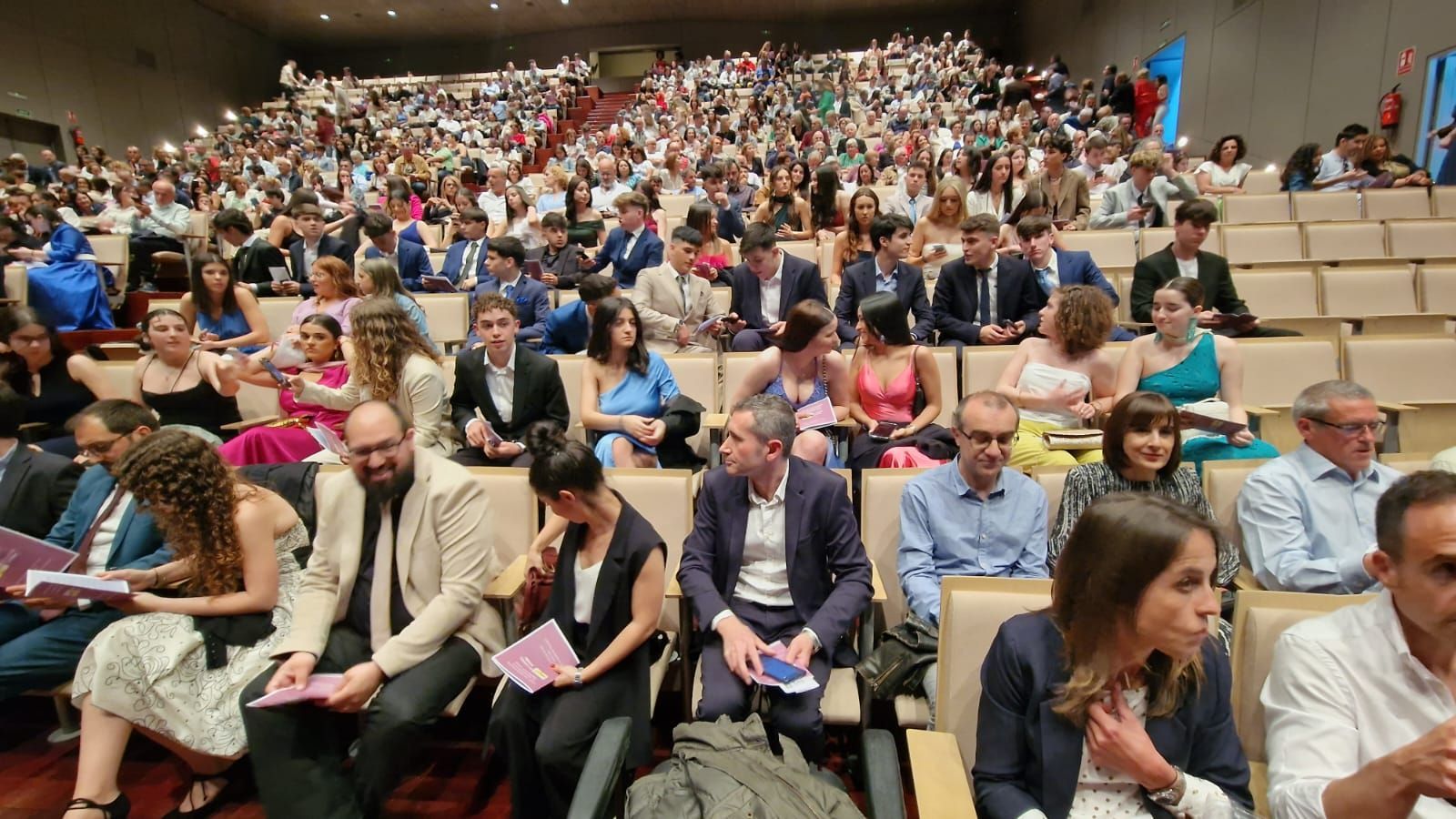 Así fue el acto de graduación de 2º de Bachillerato del IES Castro Alobre (Vilagarcía).